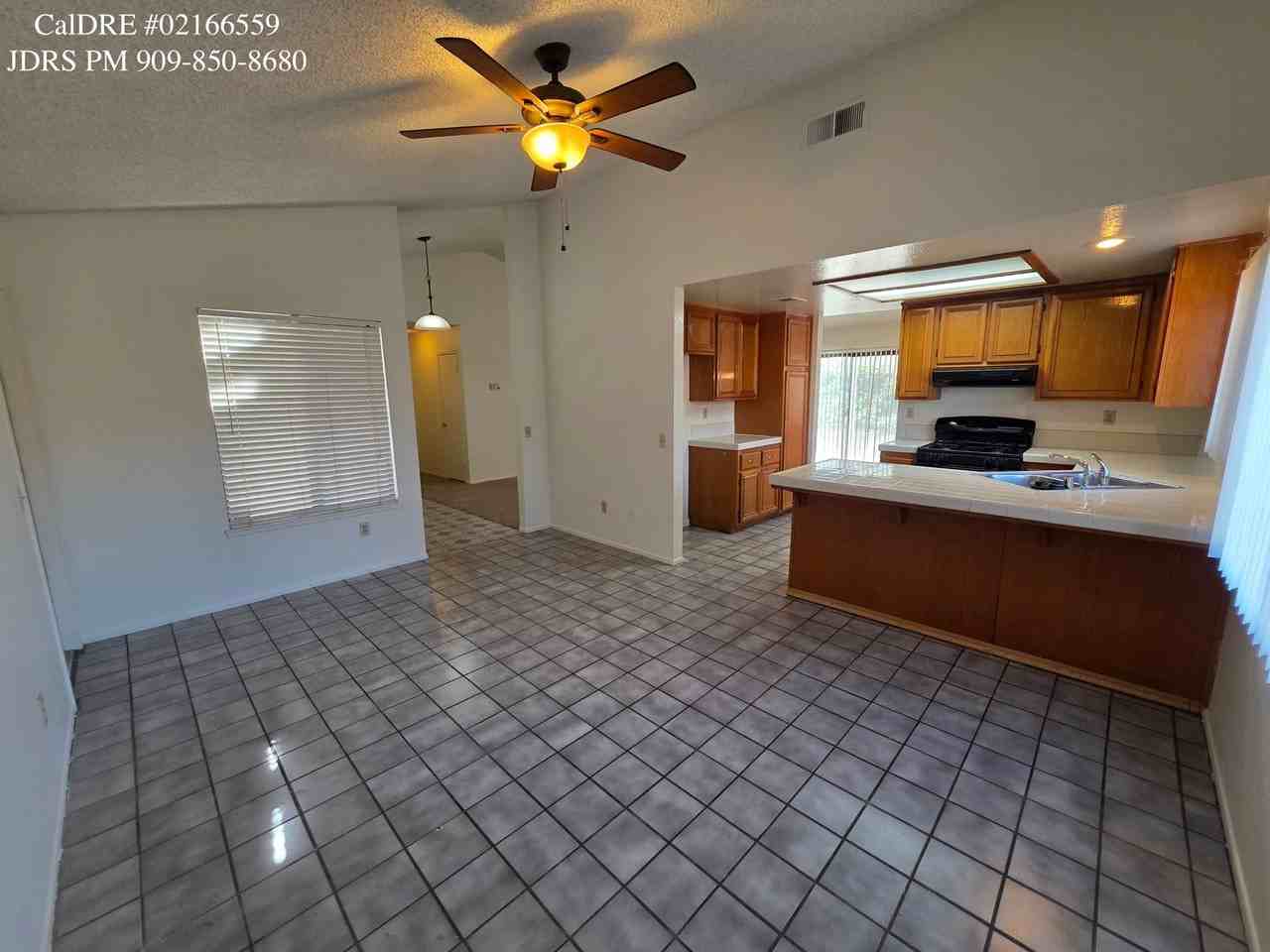 14407 Janie Ct - Photo 4 of 15