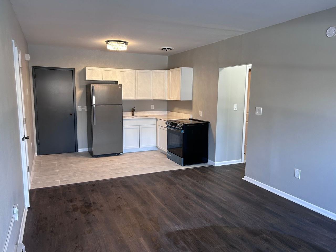 95 Fern St, Naugatuck - Photo 2 of 24