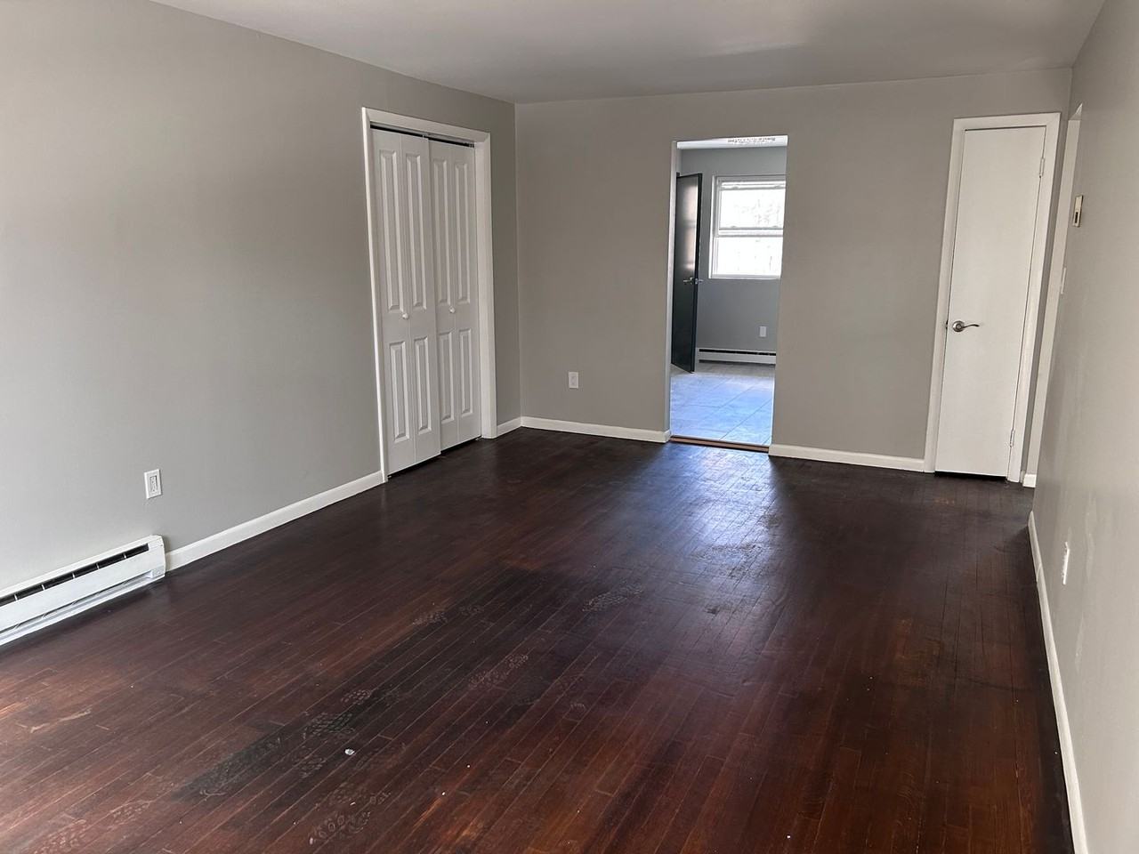 95 Fern St, Naugatuck - Photo 3 of 12