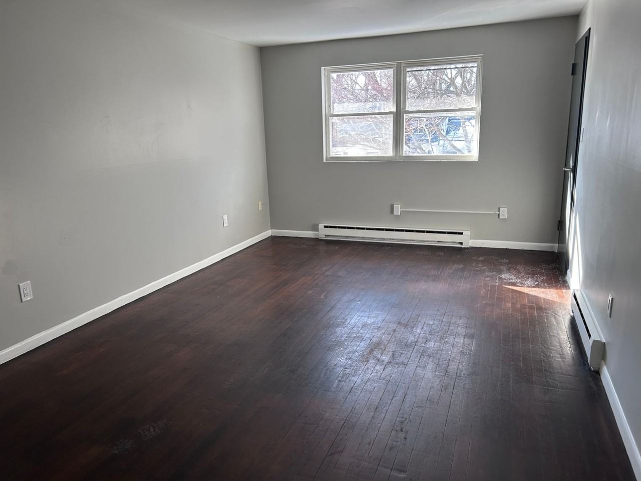 95 Fern St, Naugatuck - Photo 4 of 12