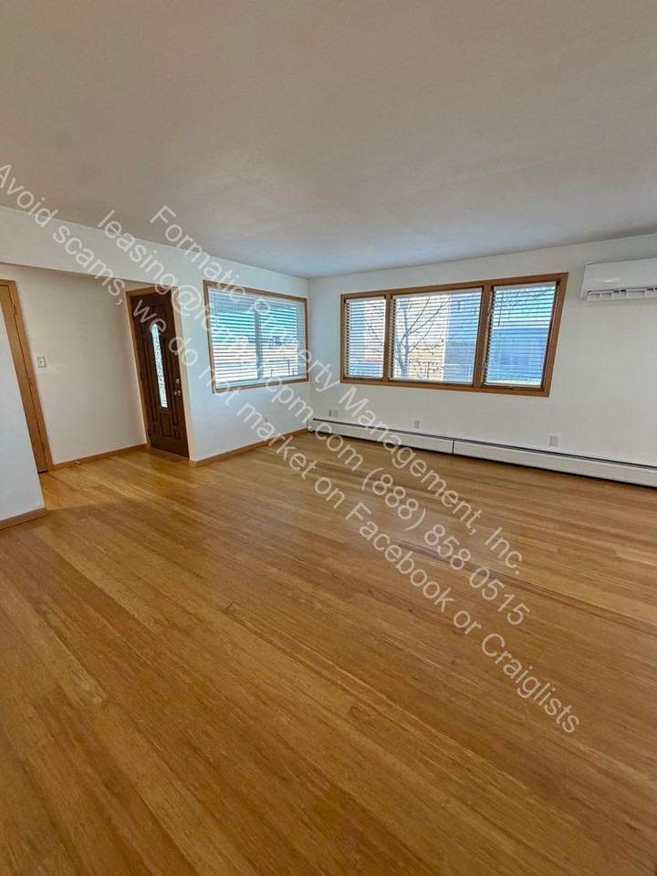 105 2nd St - Photo 3 of 20