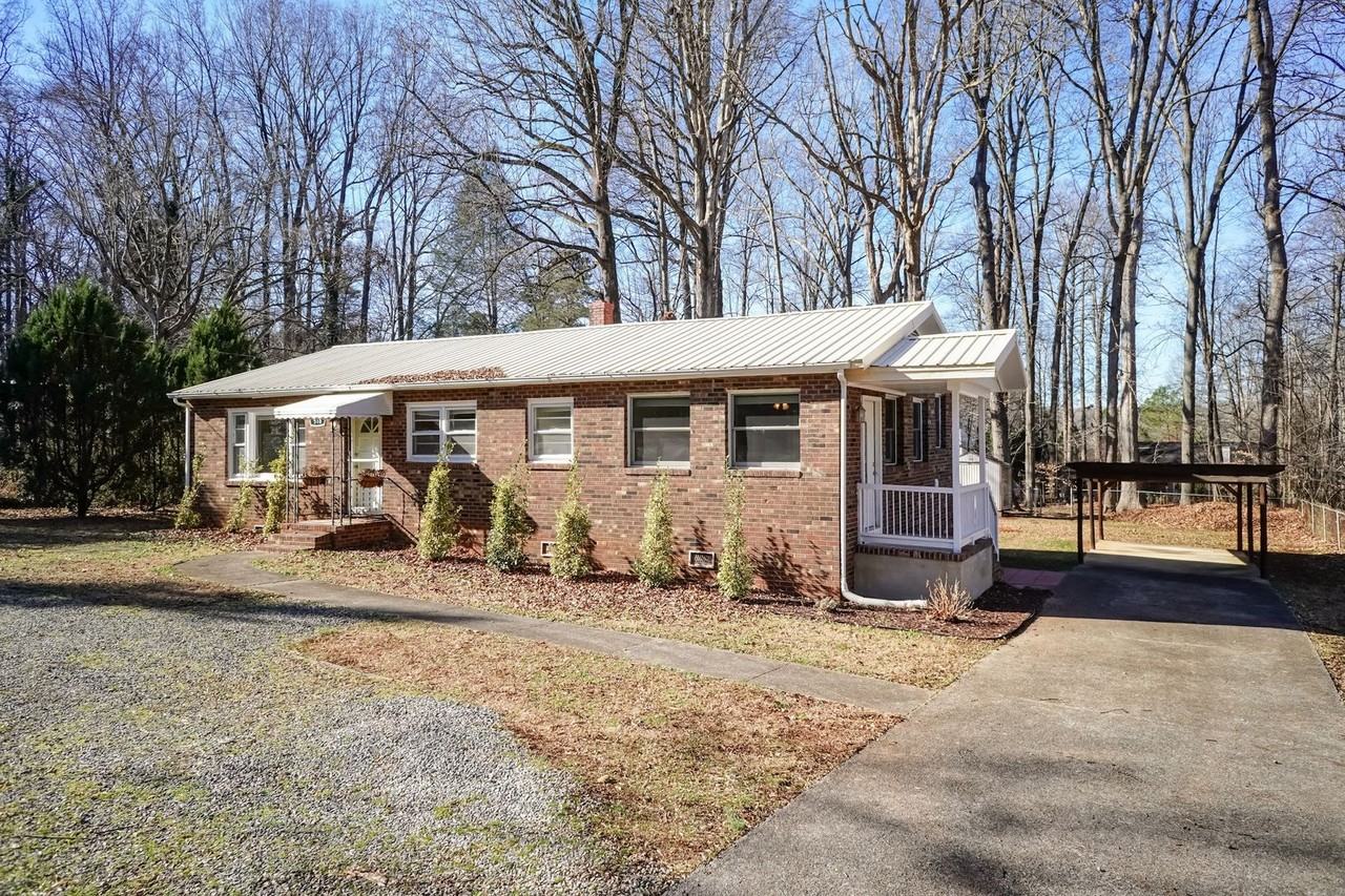 518 Buttonwood Dr - Photo 3 of 24