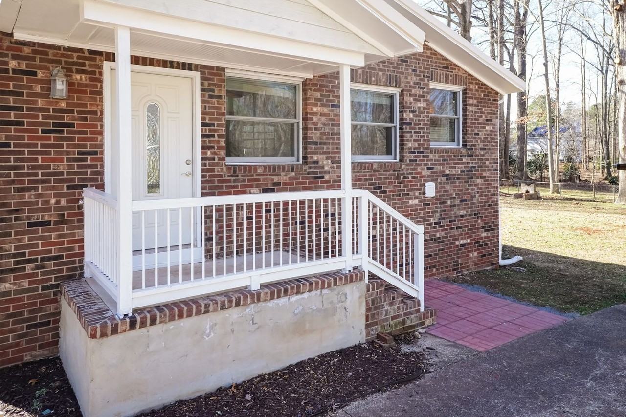 518 Buttonwood Dr - Photo 5 of 24