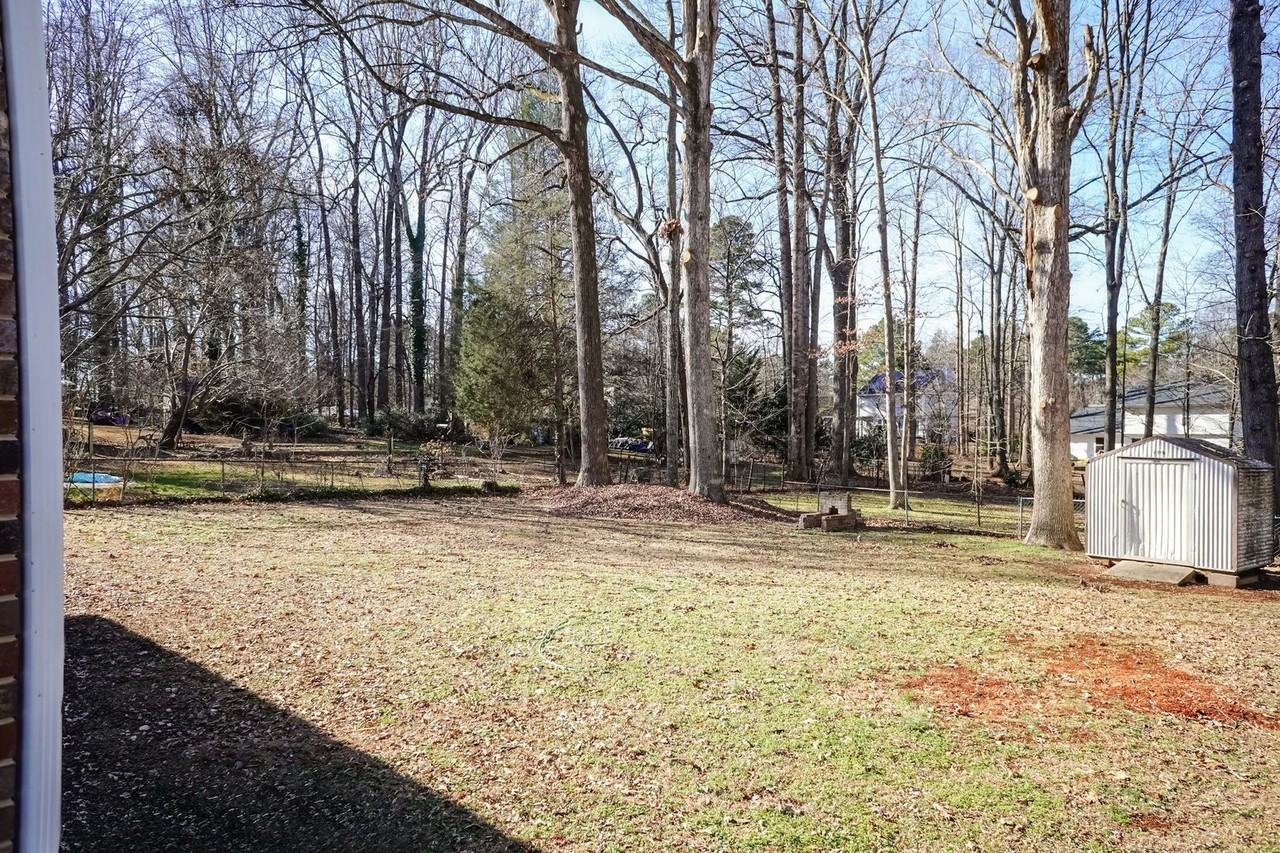 518 Buttonwood Dr - Photo 6 of 24