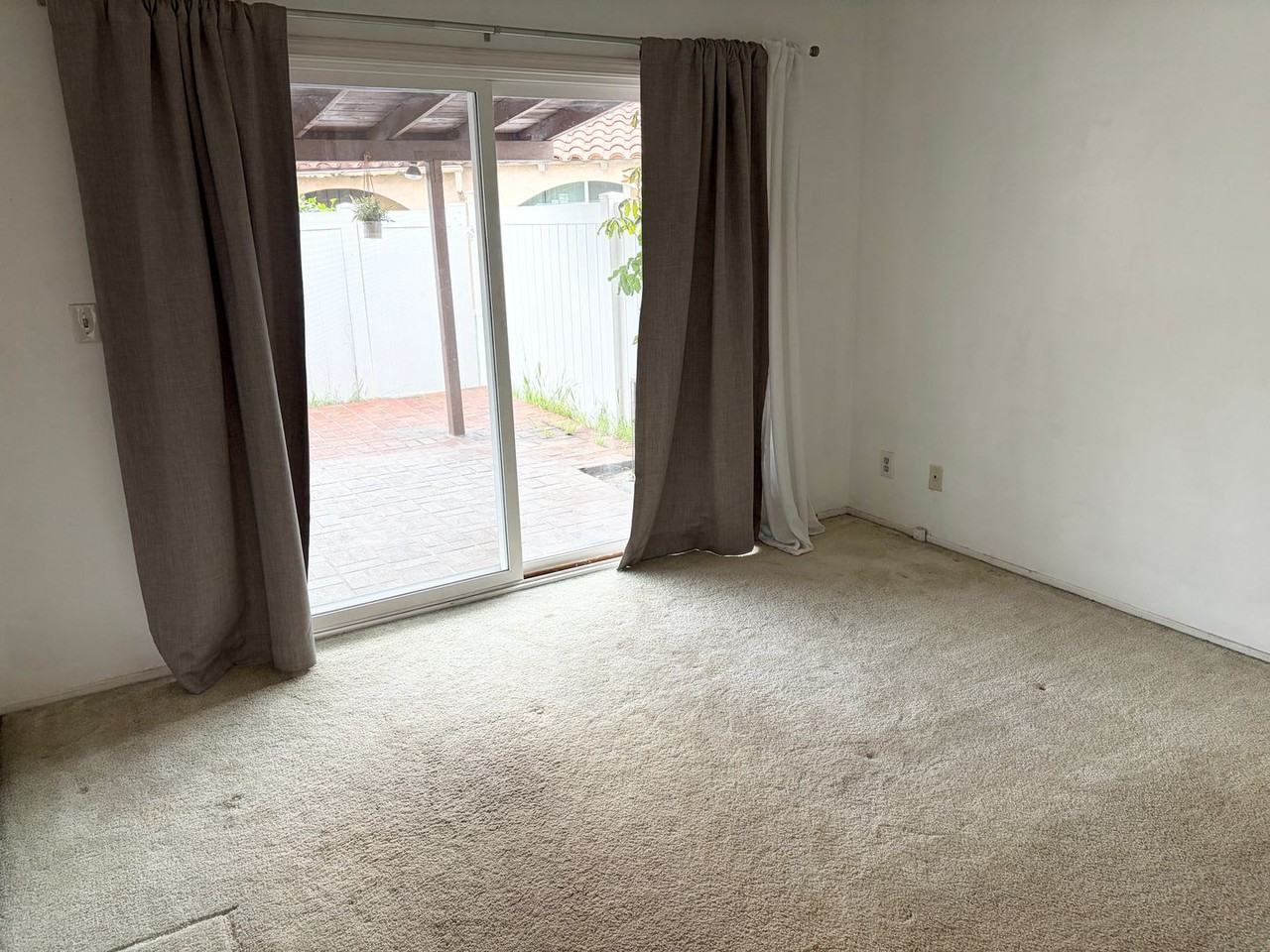 13045 Thoroughbred Way - Photo 5 of 17