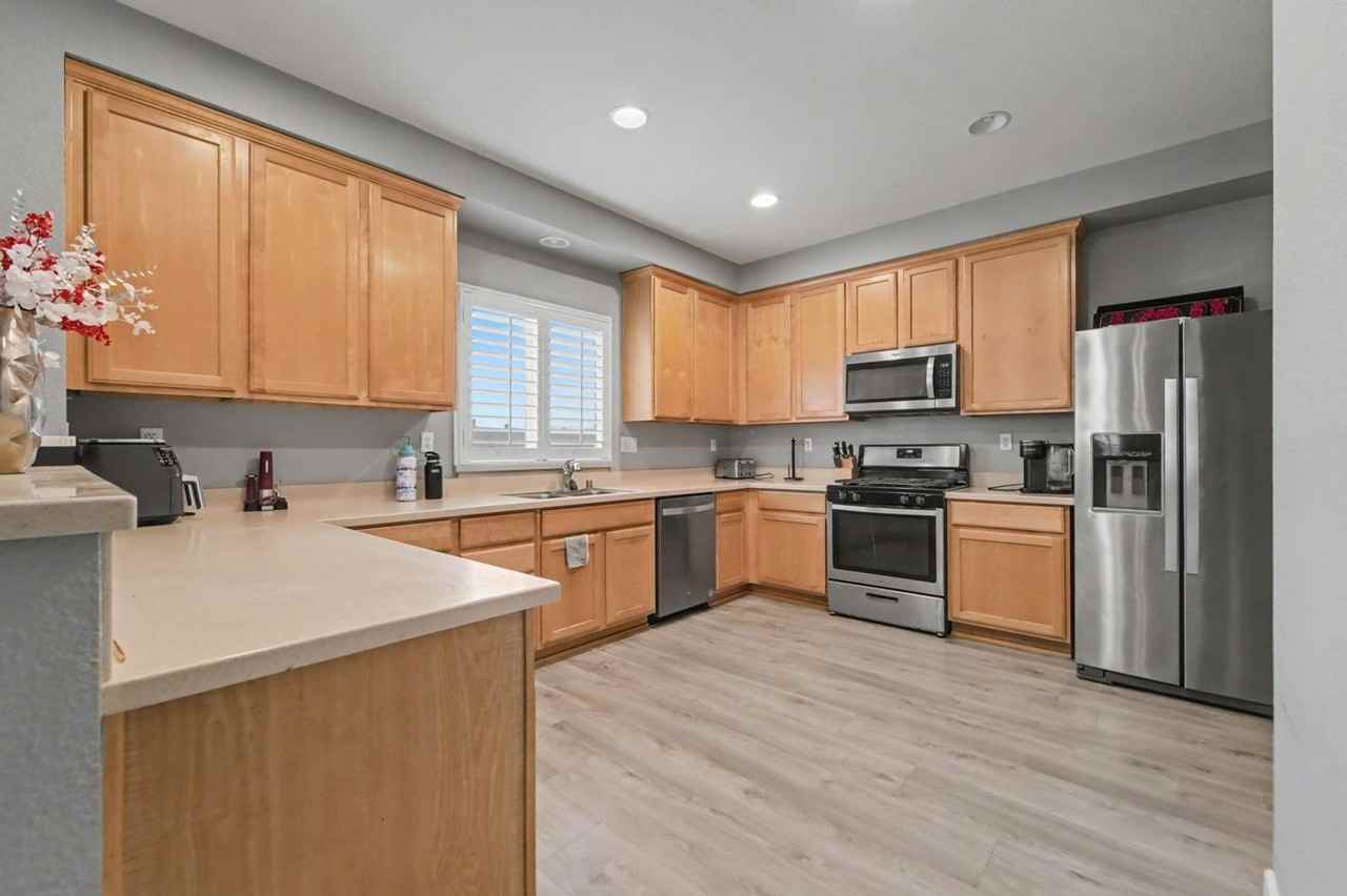 1730 Brianna Ave - Photo 6 of 18