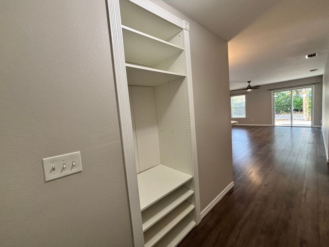 942 Wynfield Cir - Photo 2 of 28