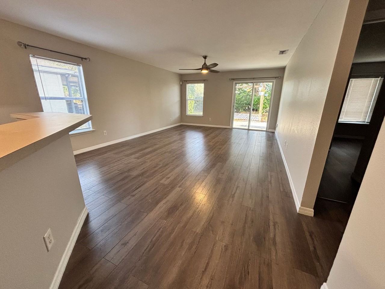 942 Wynfield Cir - Photo 4 of 28