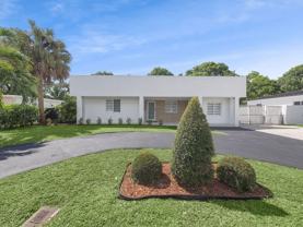 520 Ne 135th St #0 - Photo 1 of 1