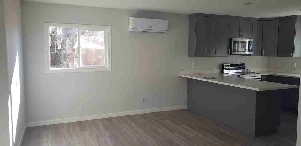 3590 3590 Redwood Street - 3590 Redwood Street - Photo 4 of 19