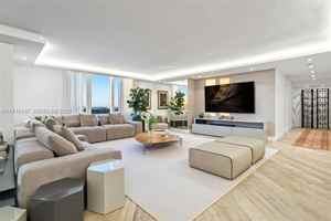 featured image of 2301 2301 Collins Ave appt 1432
