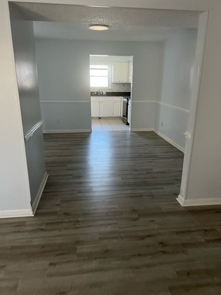 1205 Tar Heel Ct #1 - Photo 6 of 13