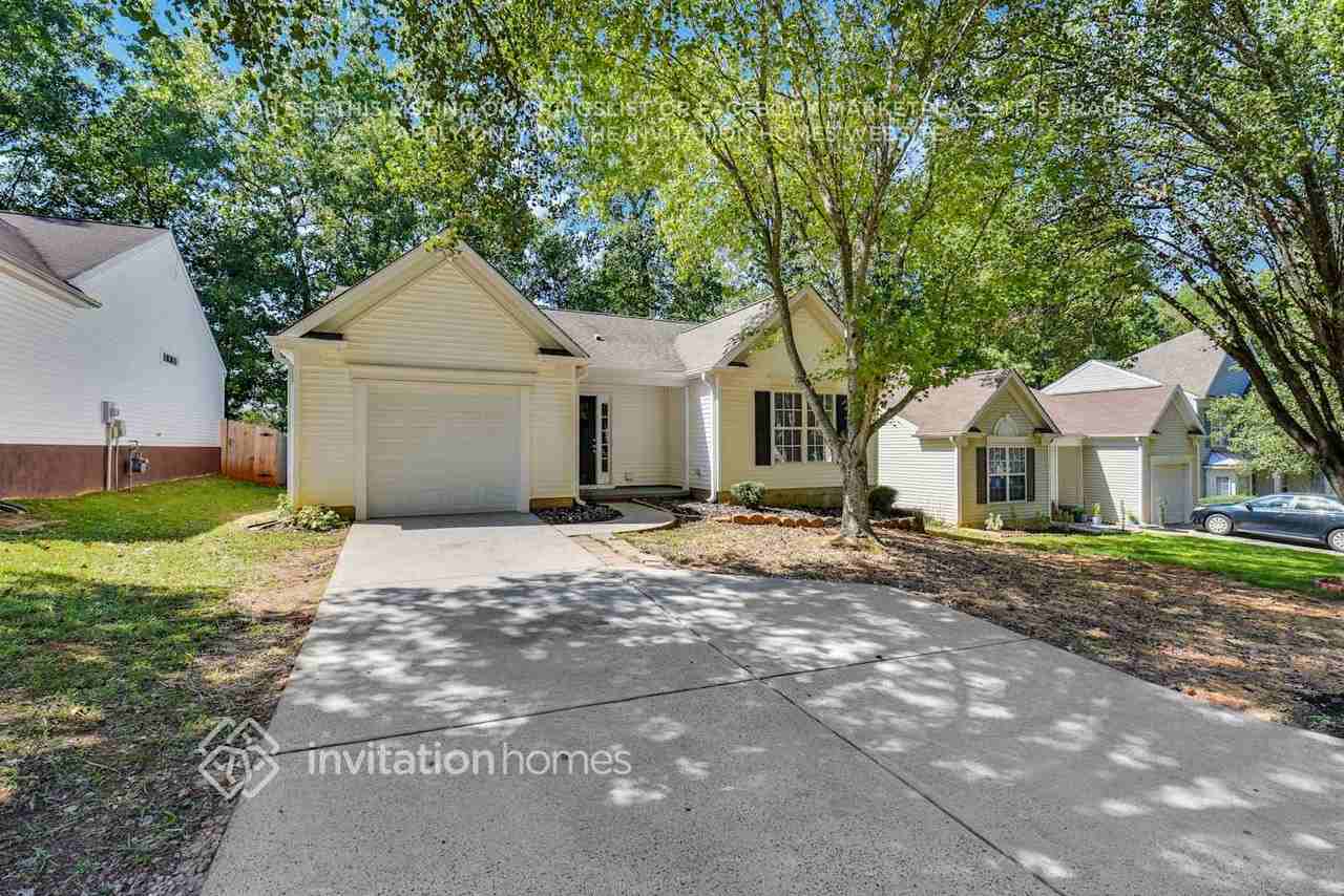 1519 Rumstone Ln - Photo 2 of 26