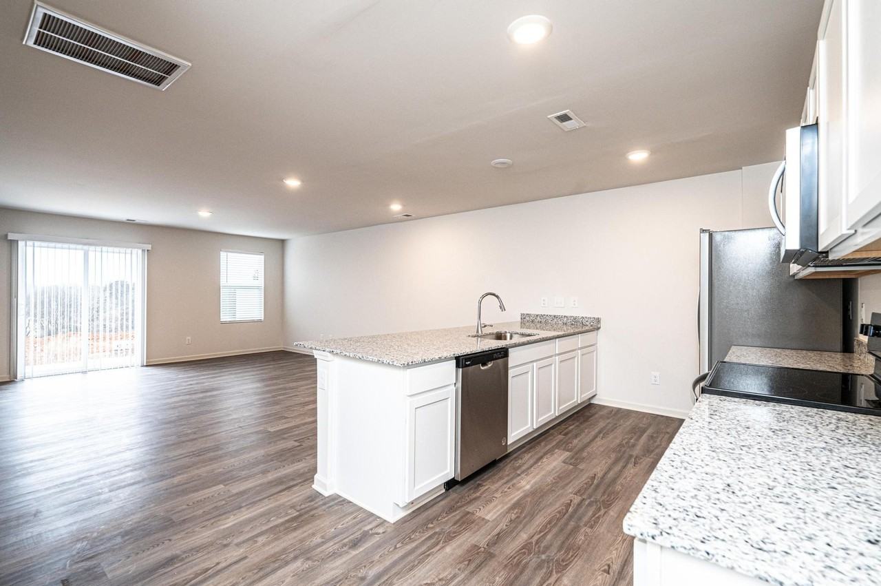 1942 Tranquility Cir #D - Photo 6 of 13