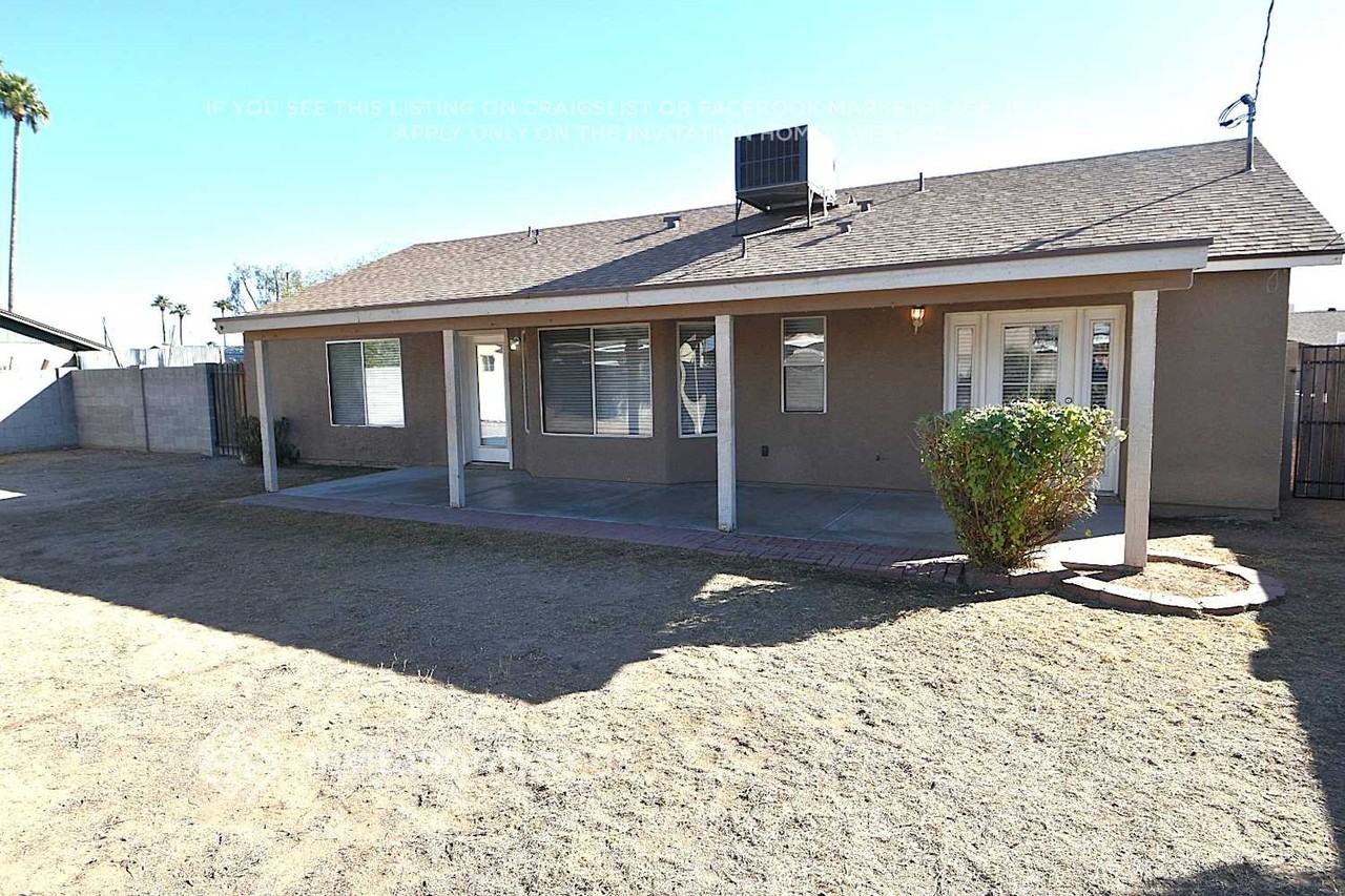 1802 W Oraibi Dr - Photo 2 of 3