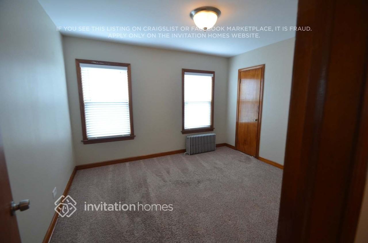 6200 S Meade Ave - Photo 5 of 14