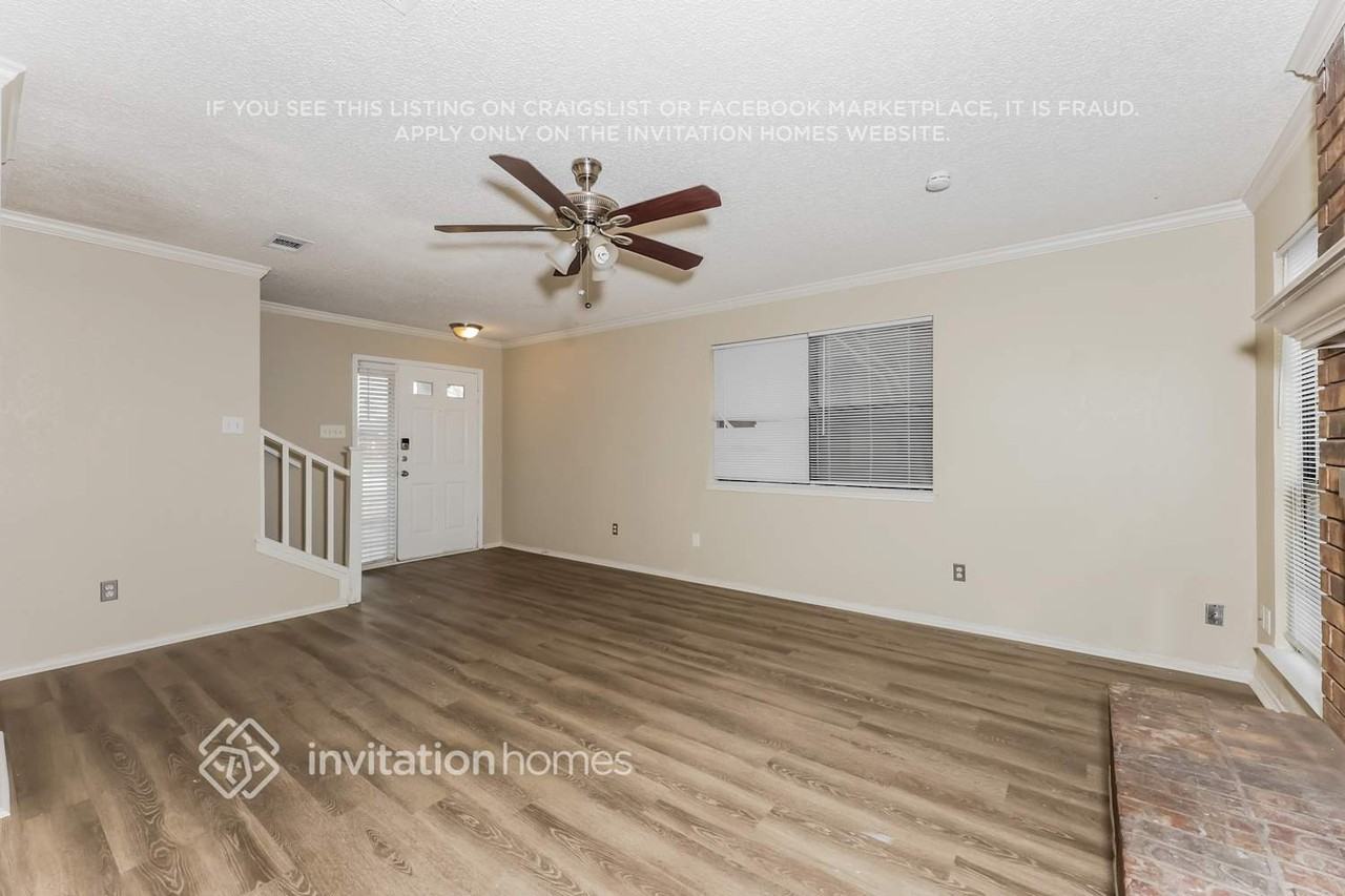 1456 Thistlewood Ln - Photo 5 of 18