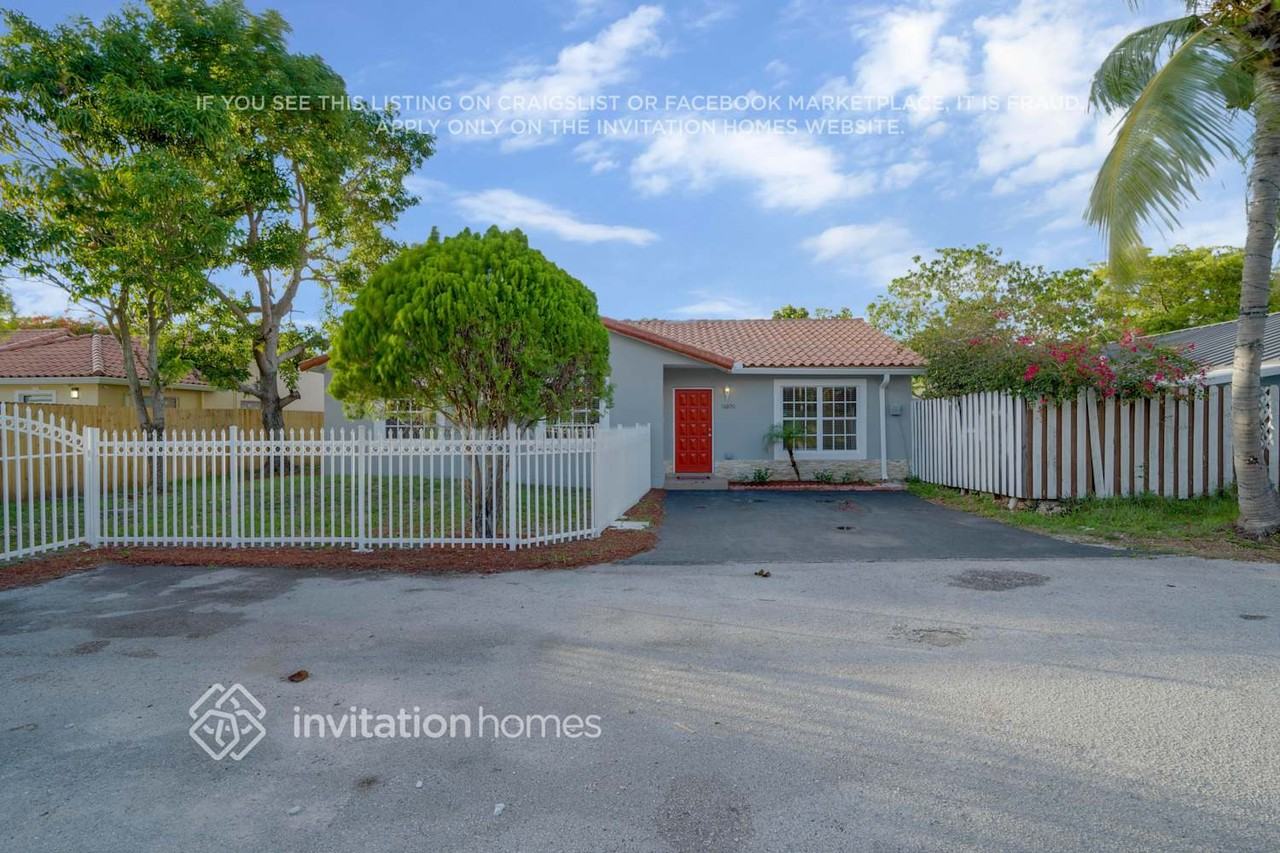 16850 Sw 92nd Ave - Photo 2 of 24