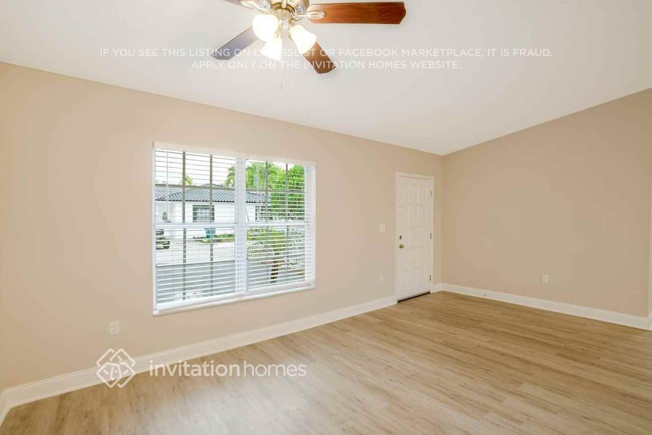 16850 Sw 92nd Ave - Photo 5 of 24