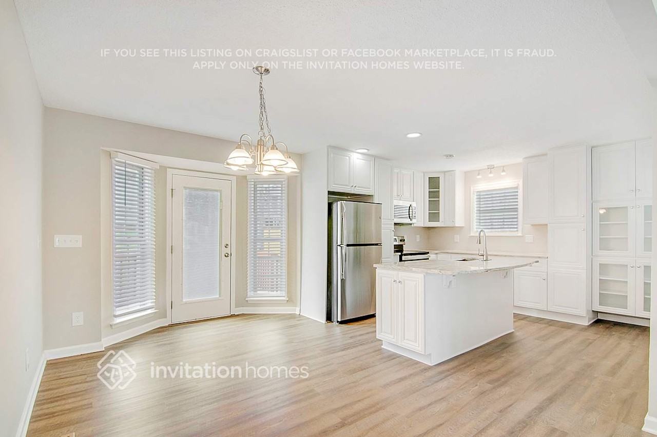 201 Zircon Ln - Photo 5 of 27