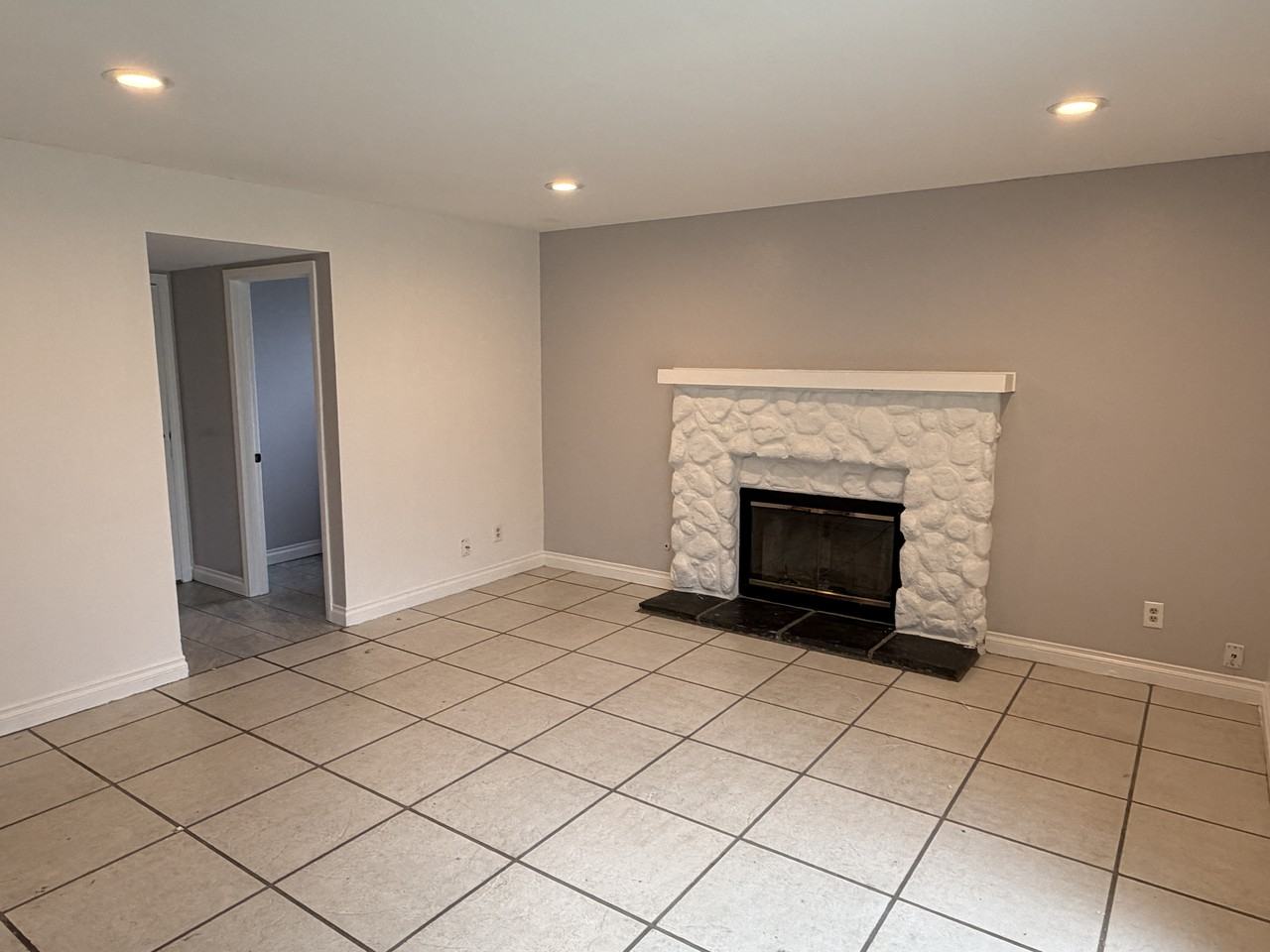 29639 Greenhill Dr #1 - Photo 7 of 27