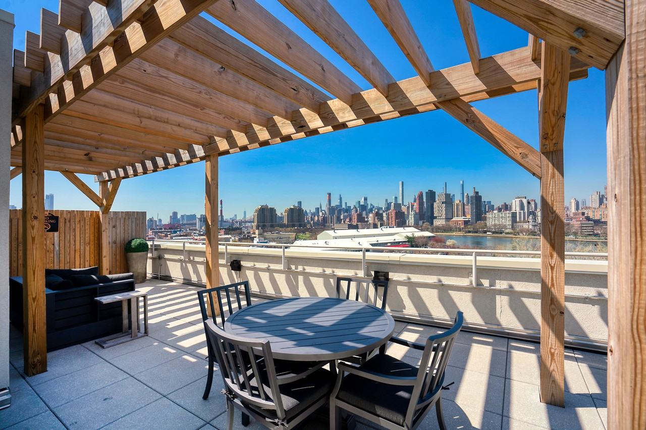 11-08 31st Drive805 #805 - Photo 7 of 16