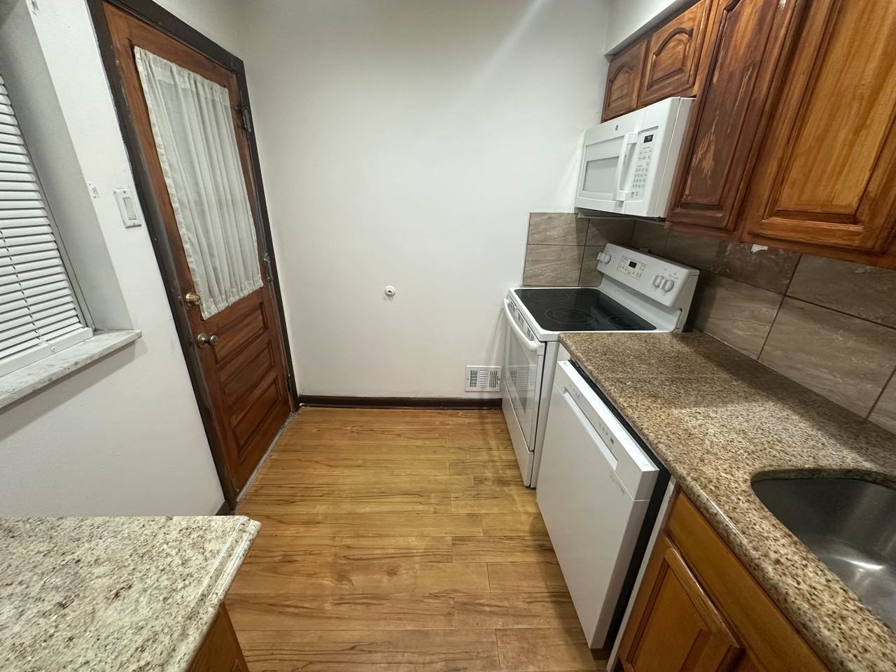 2439 S Iseminger St #1 - Photo 7 of 16