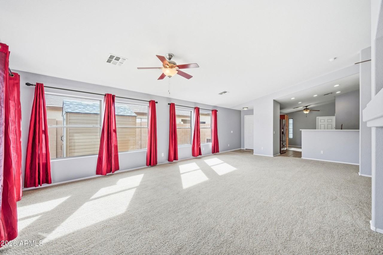 12675 S 175th Ave - Photo 7 of 30