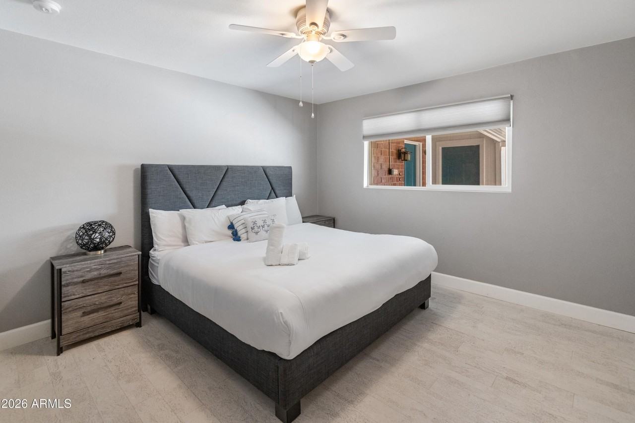 8301 E Monterosa St - Photo 4 of 50