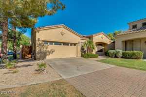 featured image of 2037 W Periwinkle Way