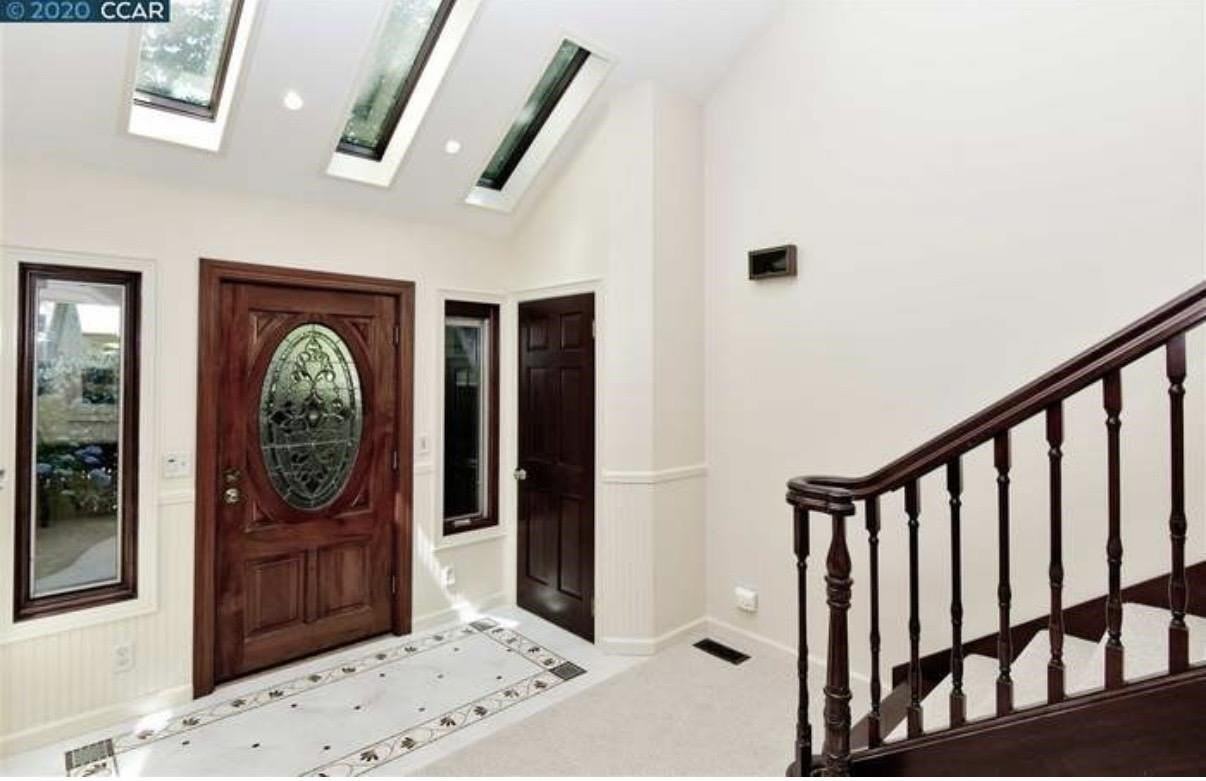 136 El Centro - Photo 4 of 25