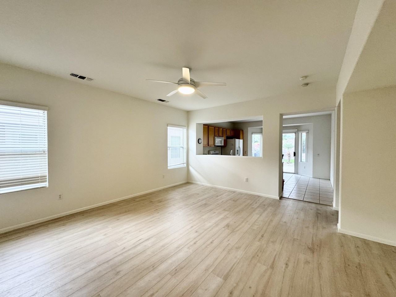 78686 Hampshire Ave - Photo 6 of 22