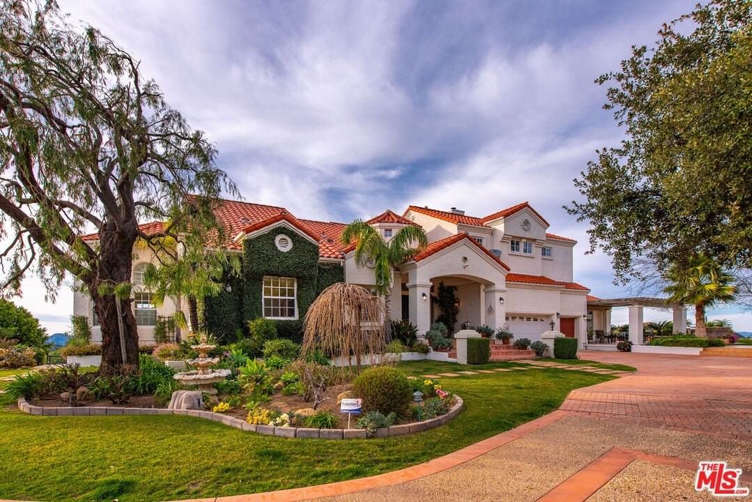 501 Sadie Rd - Photo 2 of 42