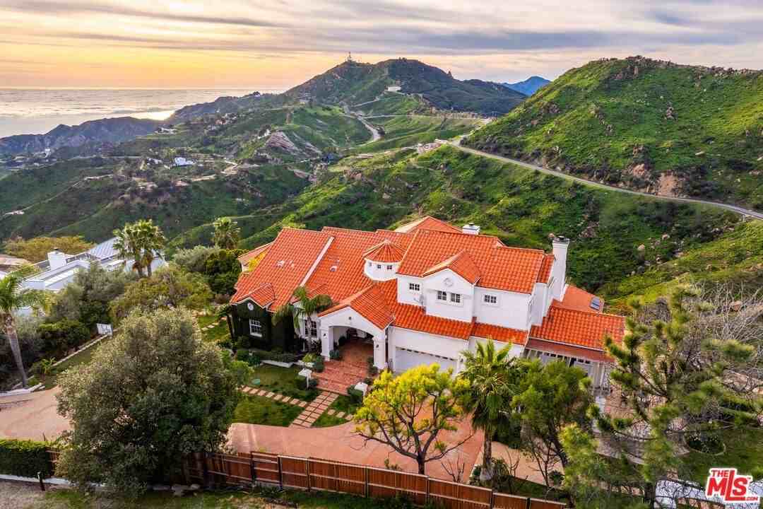 501 Sadie Rd - Photo 6 of 42