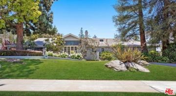 featured image of 426 Georgina Ave