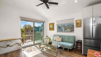 116 S Glenroy Ave Unit Adu #ADU - Photo 1 of 1