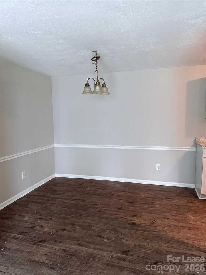 702 Farmhurst Dr Unit G #G - Photo 5 of 12