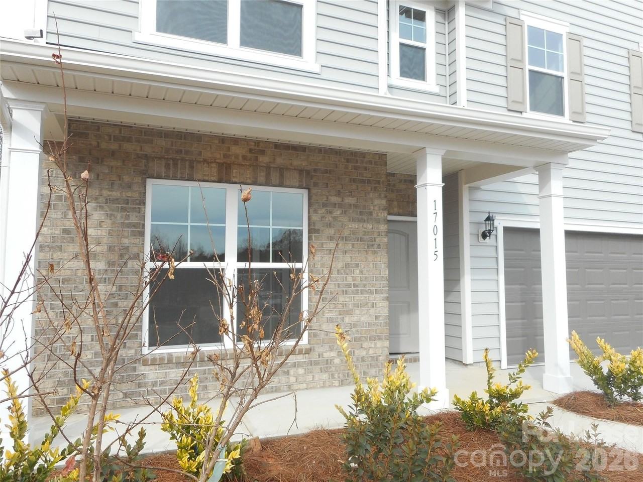 17015 Dogwood Creek Ln - Photo 2 of 24