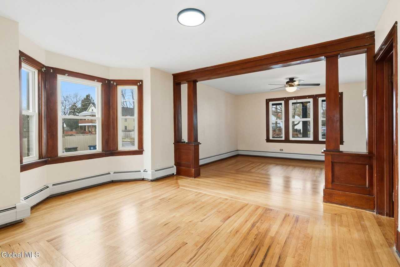 16 Berkley Ave - Photo 6 of 39