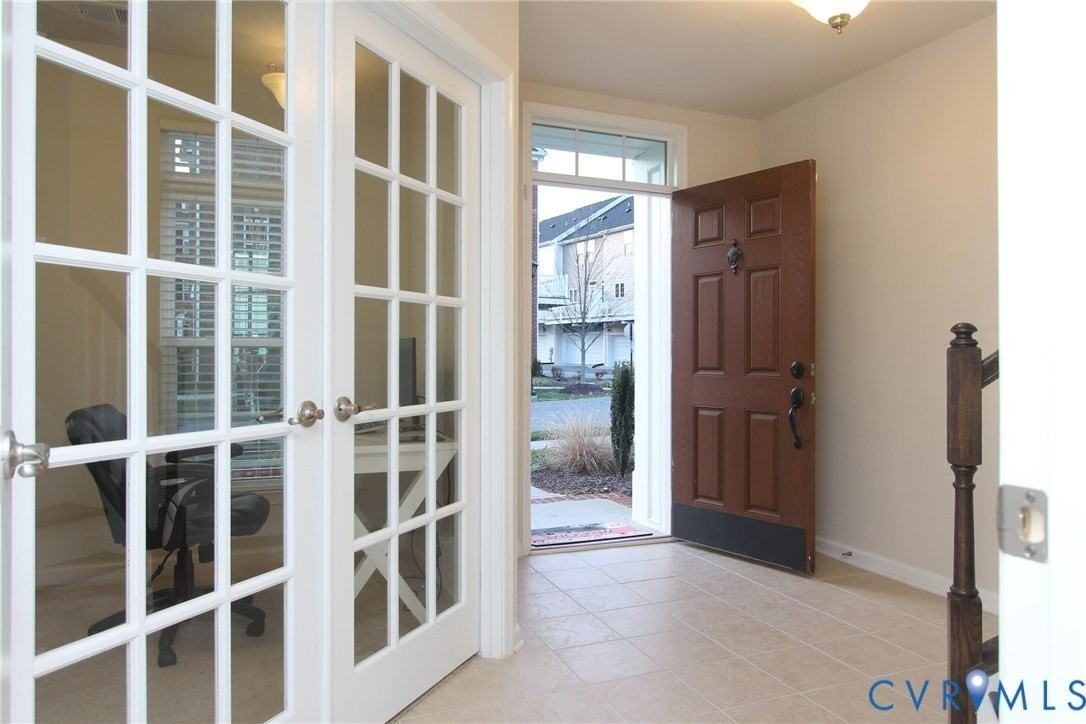 3913 Pumpkin Seed Ln - Photo 3 of 21