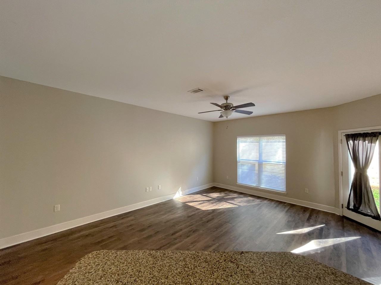 505 Arbor Lake Dr - Photo 4 of 21