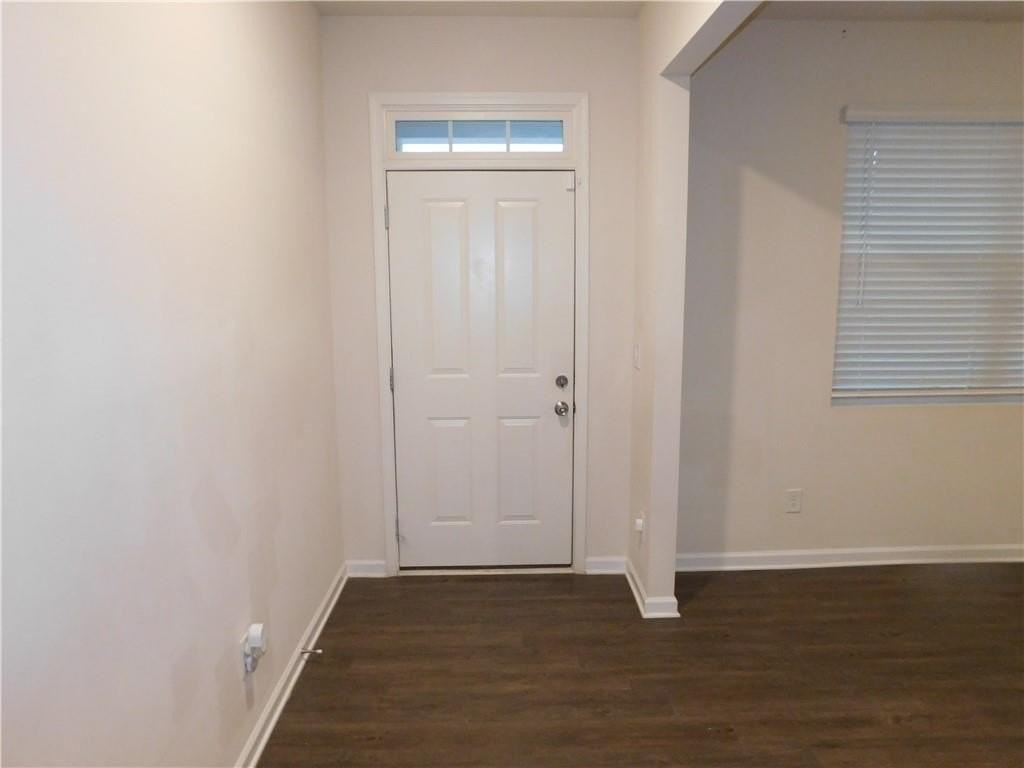 519 Springer Pkwy - Photo 2 of 31