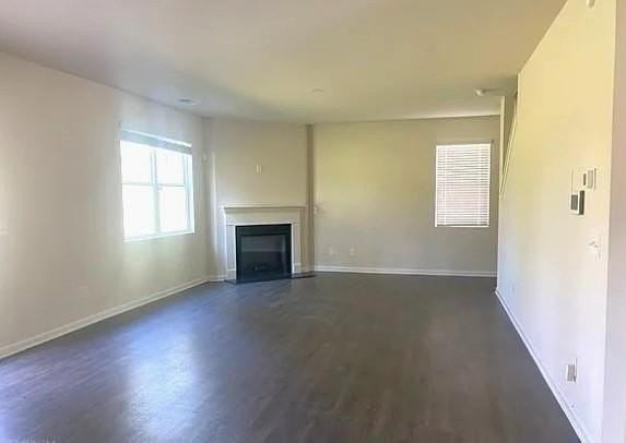 519 Springer Pkwy - Photo 5 of 31