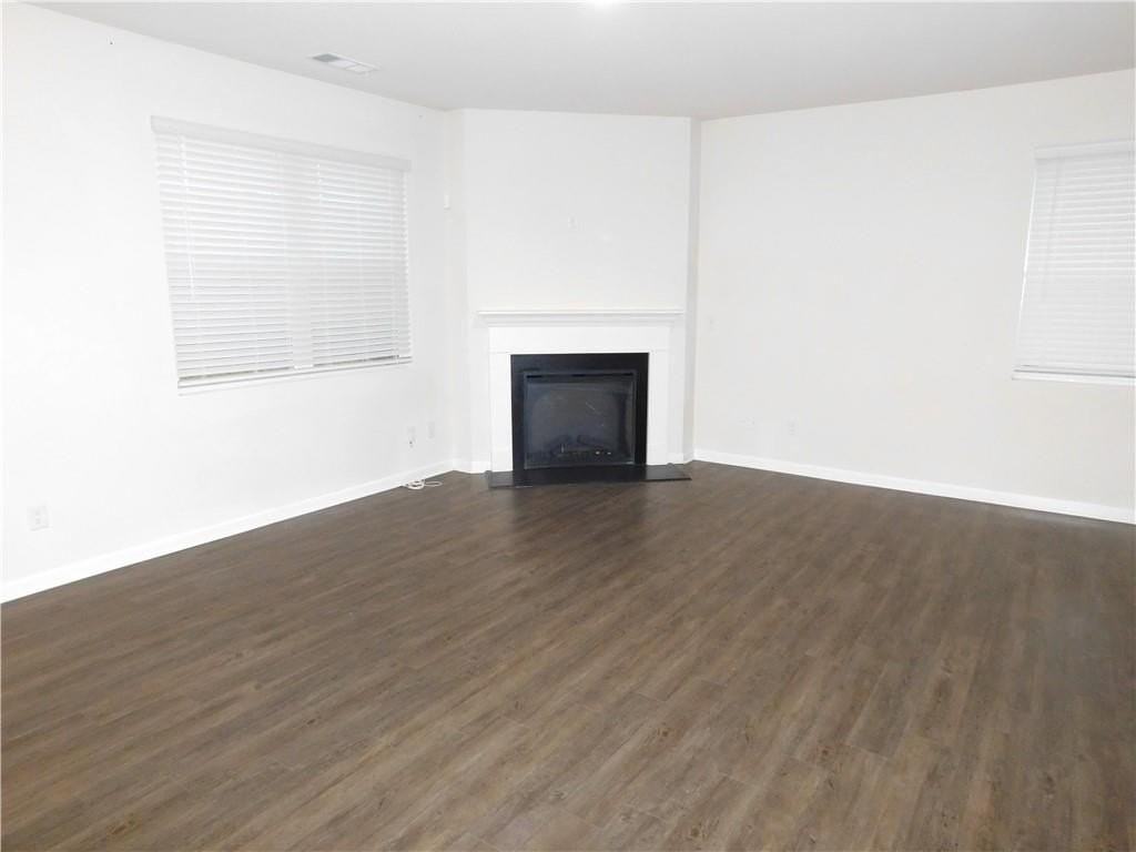 519 Springer Pkwy - Photo 6 of 31