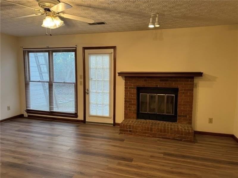 1105 Booth Ct Sw Unit 1105 #1105 - Photo 7 of 28