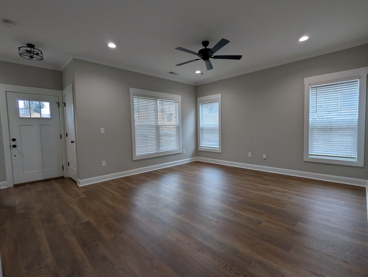 568 Lowndes Hill Rd #A - Photo 5 of 24