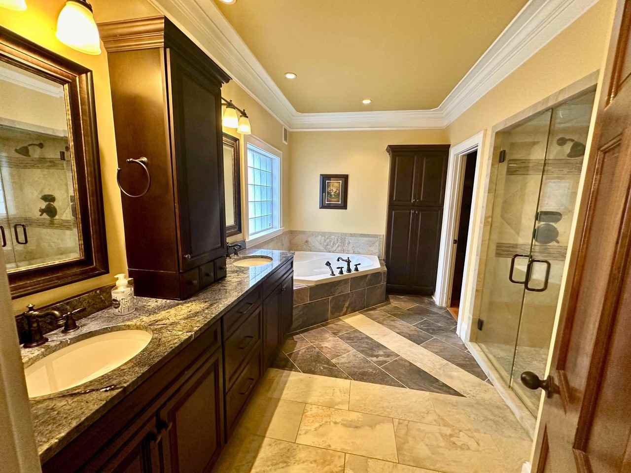 4 Fife Ct #1 - Photo 7 of 20