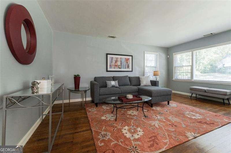 547 Westmeath Dr Sw - Photo 6 of 29