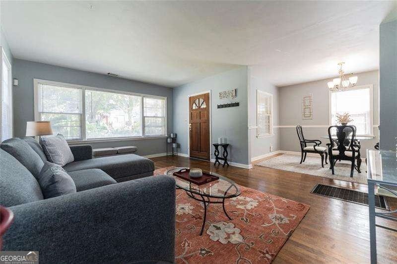 547 Westmeath Dr Sw - Photo 7 of 29