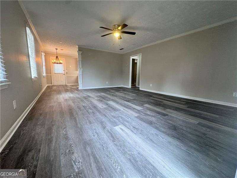 452 Lexington Dr - Photo 3 of 10